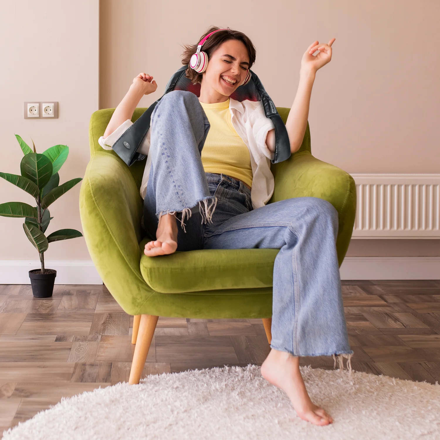 3D Shiatsu Heating Back and Neck Massager - Image 5