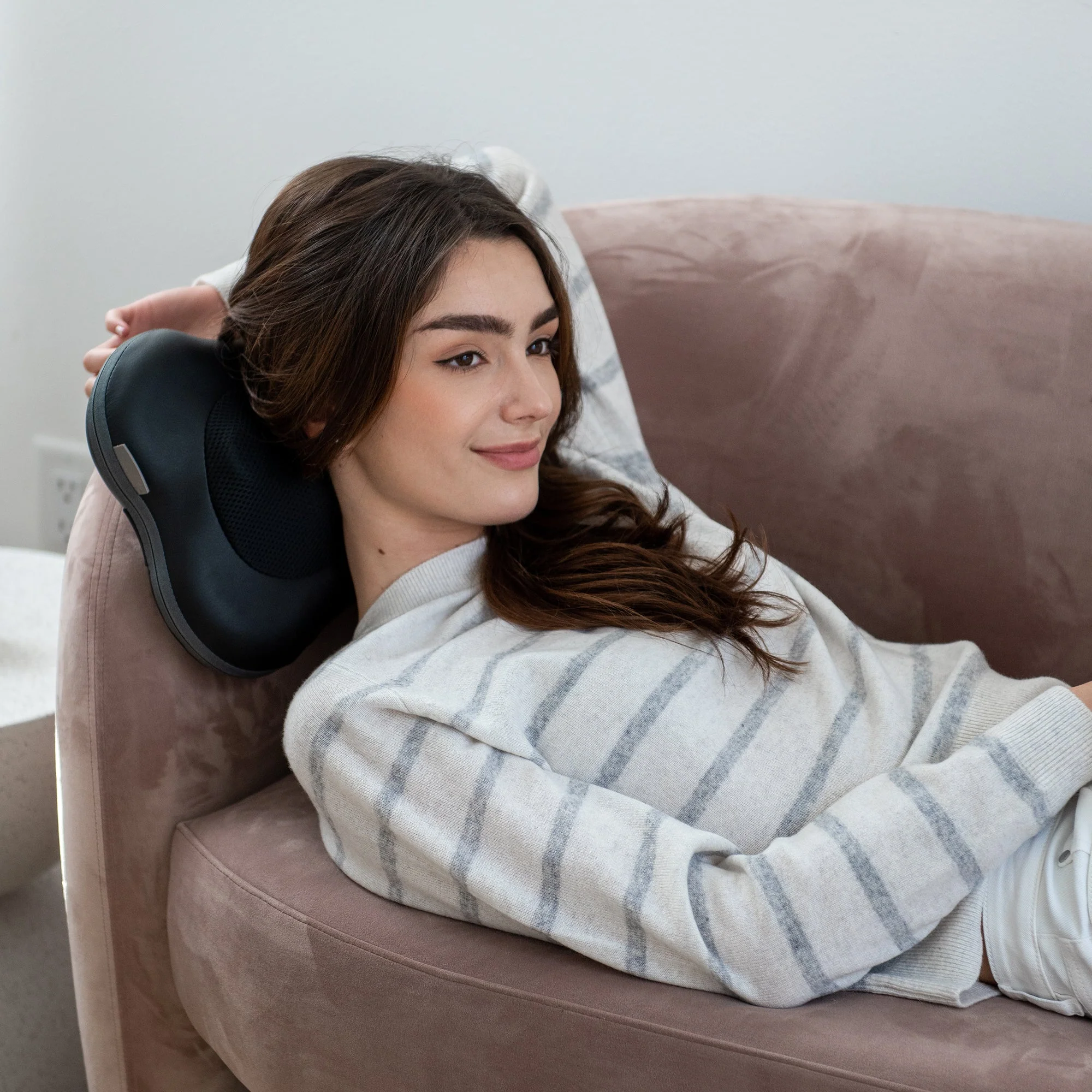 Shiatsu Back and Neck Massager Pillow - Image 8