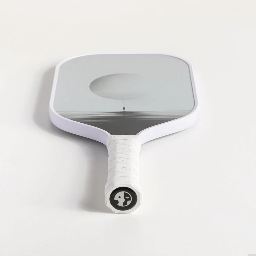 THE SELENE by Helios - Image 3