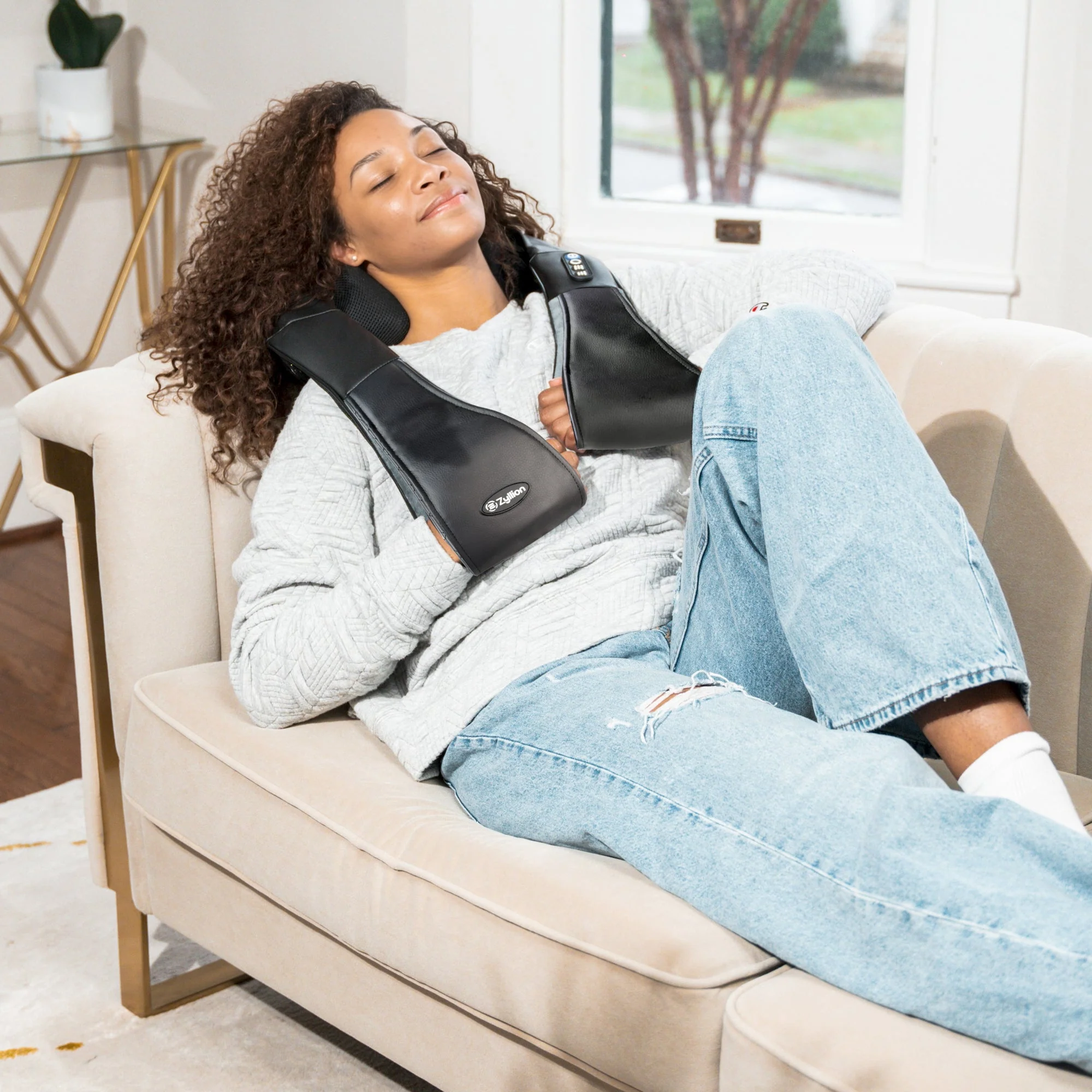 Rechargeable Shiatsu Back and Neck Massager - Image 10